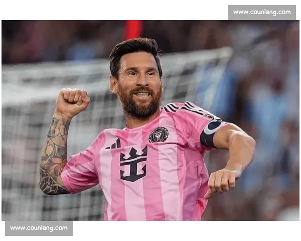 伊布怒批迈阿密:梅西在雕像群中踢球,输球的是足球本身 伊布怒批迈阿密:梅西在雕像群中踢球,输球的是足球本身