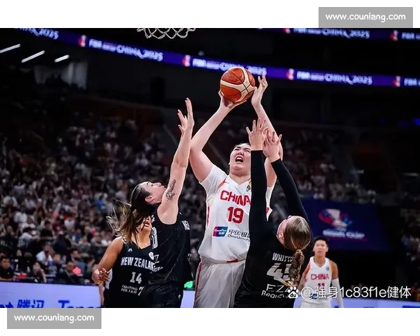日本女篮对阵中国女篮焦点之战展现亚洲篮球巅峰对决实力与荣耀较量 日本女篮对阵中国女篮焦点之战展现亚洲篮球巅峰对决实力与荣耀较量