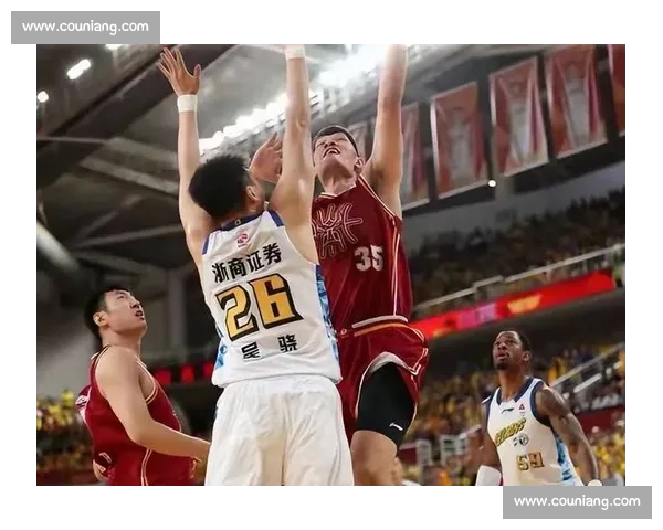 CBA山西对阵广厦精彩直播两队争夺季后赛席位激烈上演